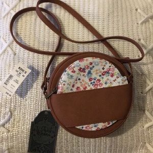 Crossbody bag